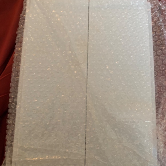 Trifold LED Mirror - Picture 4 of 5